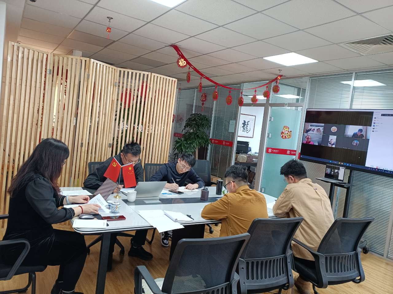 圖10.jpg